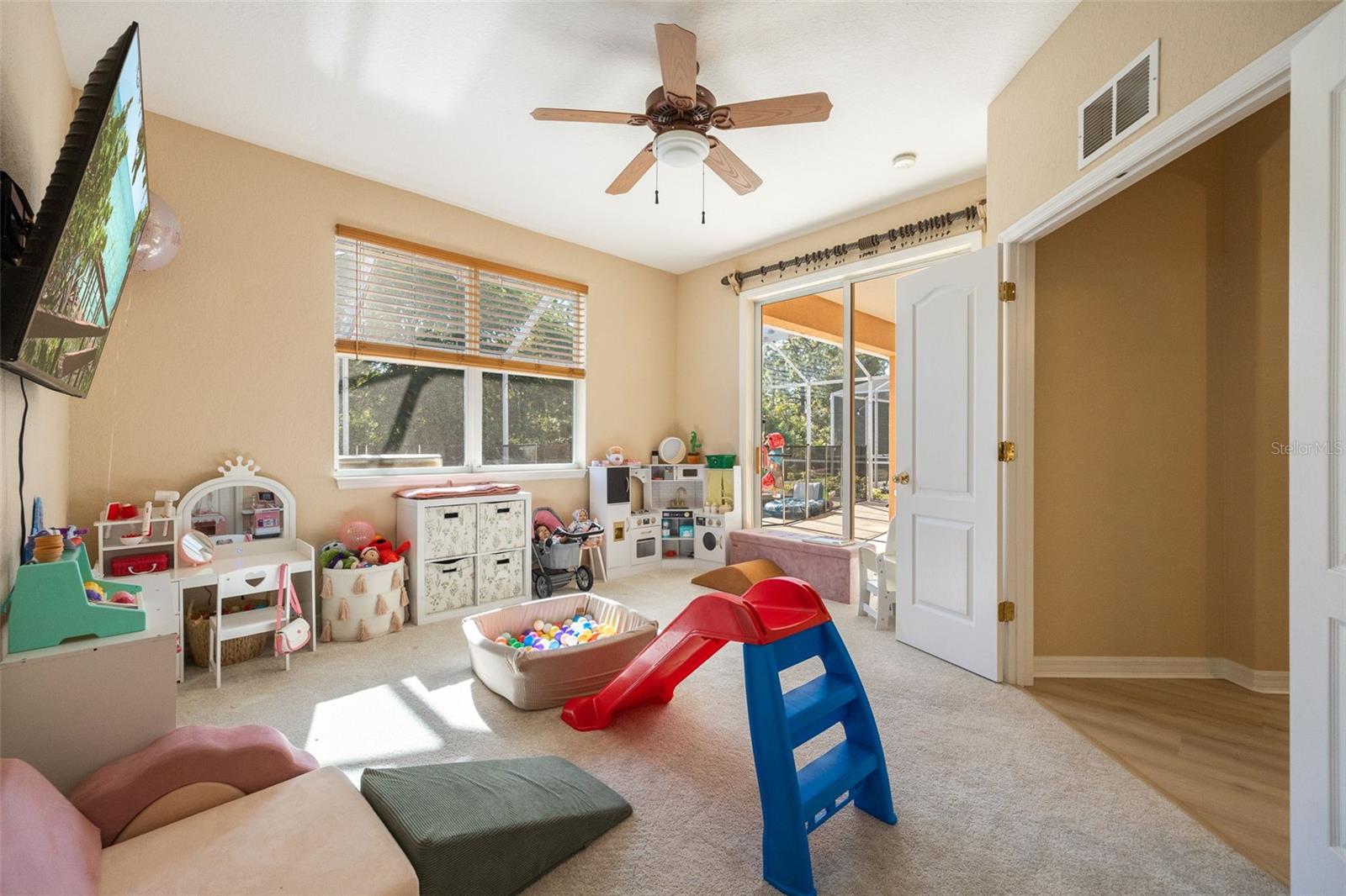 Image 23 of 54 For 1800 Scarlett Avenue