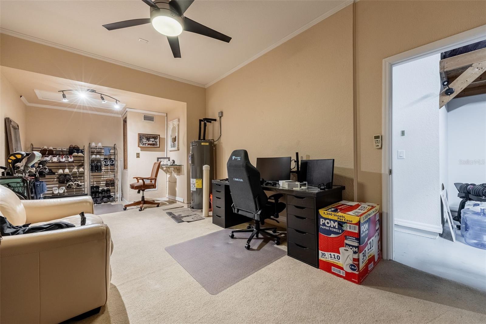 Image 32 of 54 For 1800 Scarlett Avenue