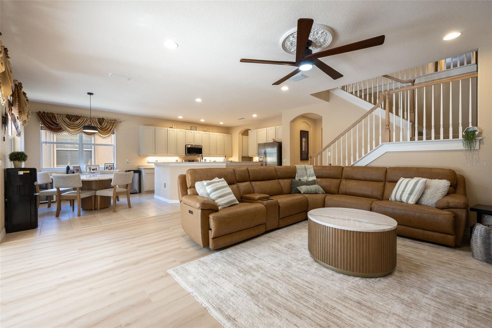 Image 4 of 54 For 1800 Scarlett Avenue