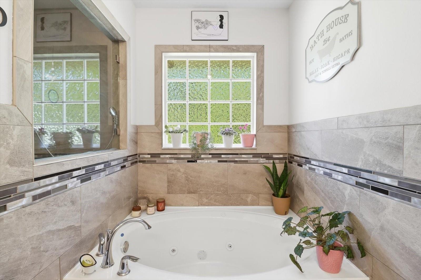 Listing photo id 22 for 3727 Boxelder Way