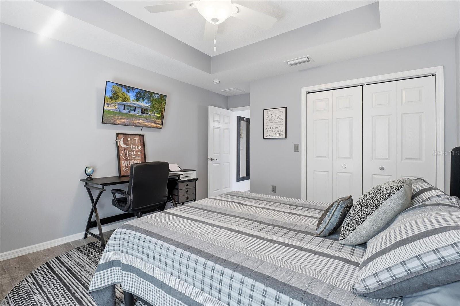 Listing photo id 28 for 3727 Boxelder Way