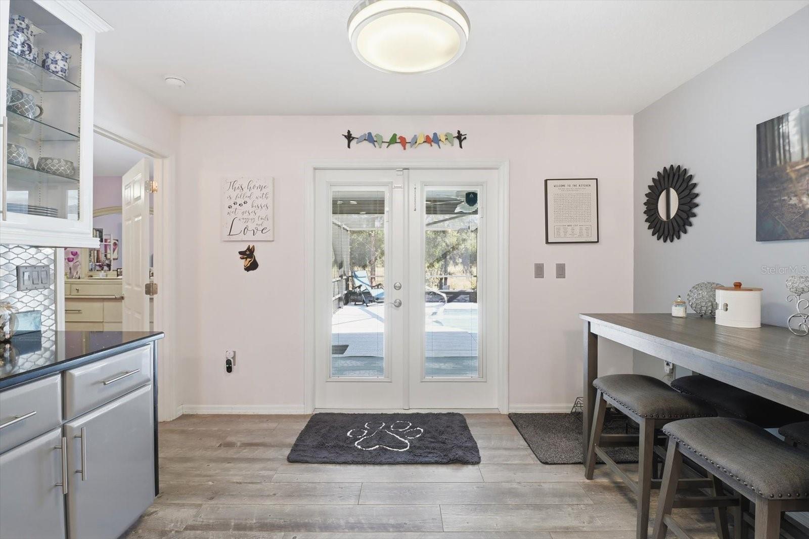 Listing photo id 29 for 3727 Boxelder Way