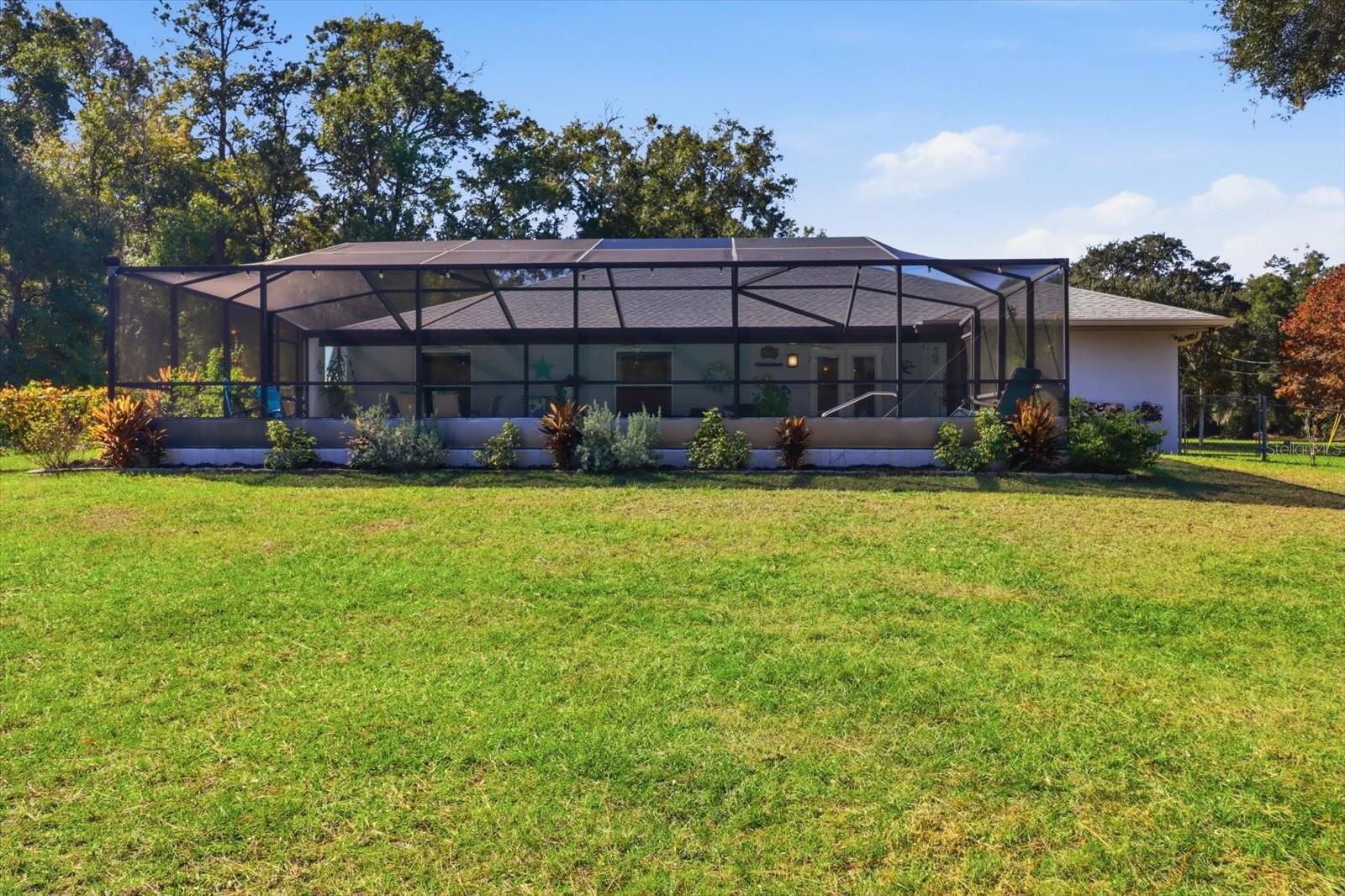 Listing photo id 35 for 3727 Boxelder Way