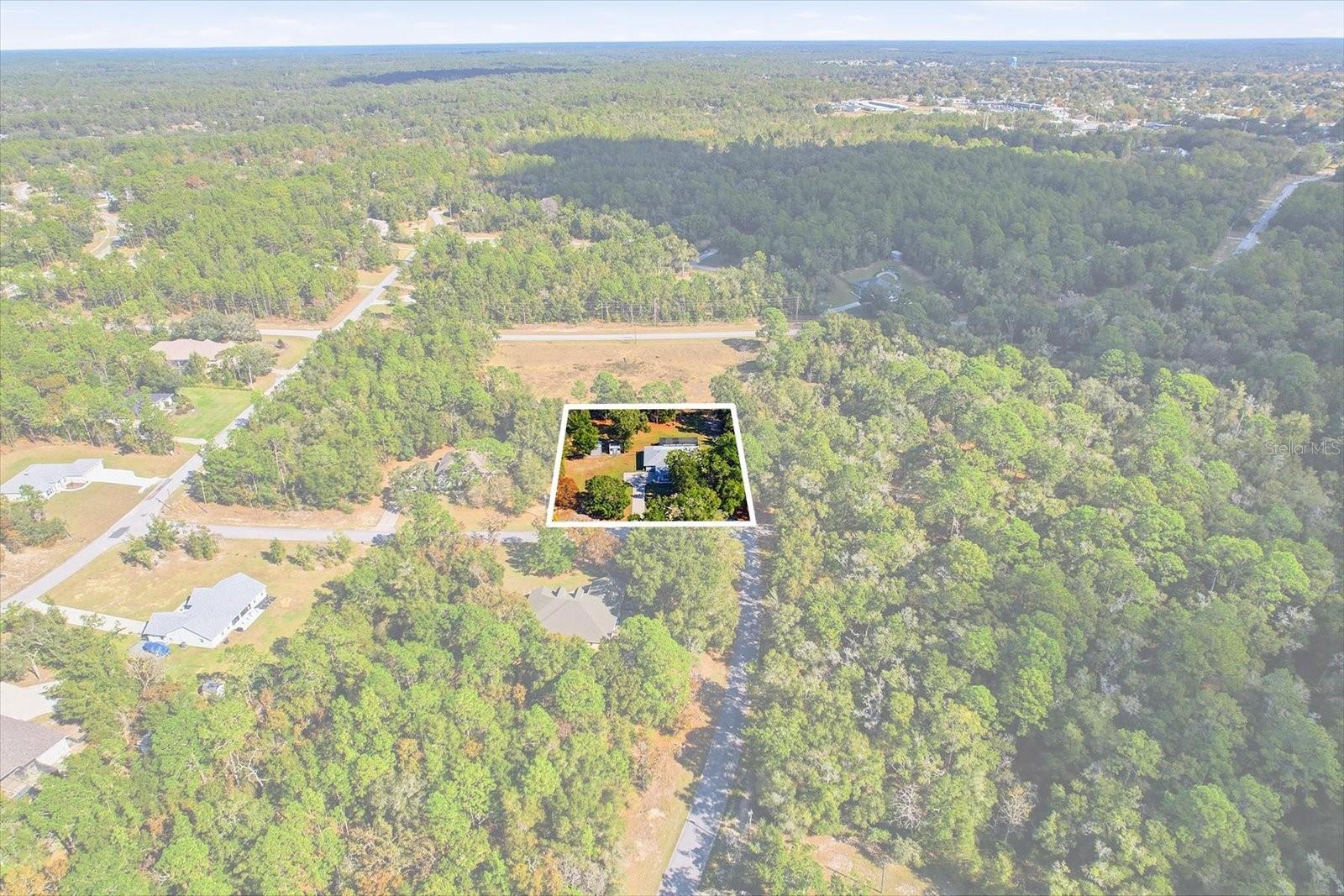 Listing photo id 42 for 3727 Boxelder Way