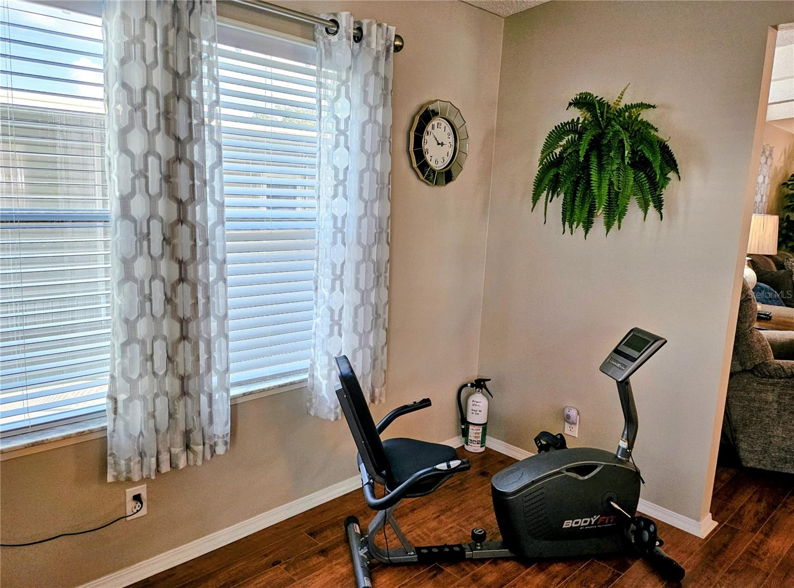 Image 11 of 77 For 3224 Sycamore Terrace