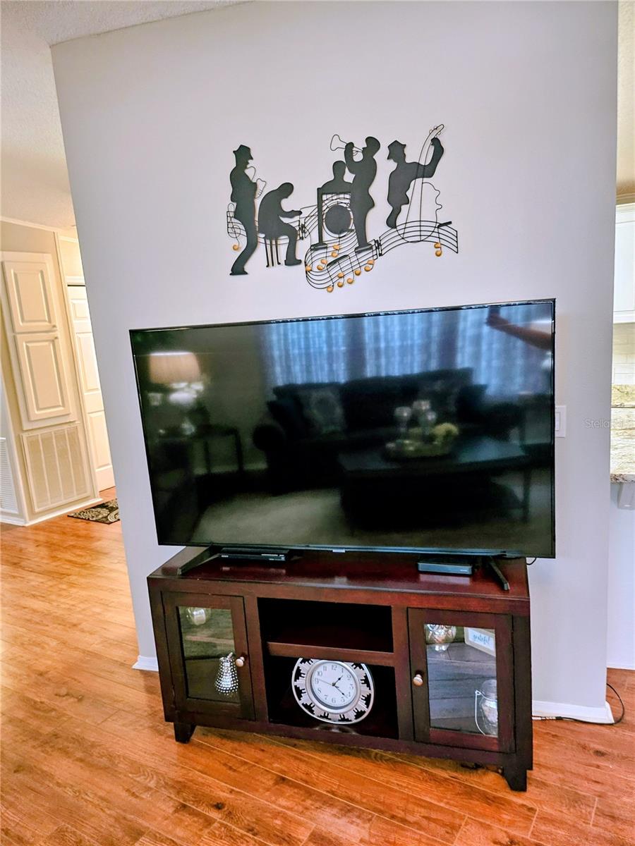 Image 18 of 77 For 3224 Sycamore Terrace