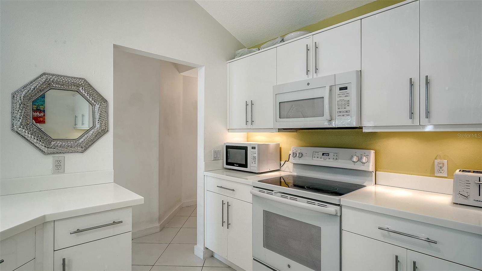 Image 19 of 55 For 7833 Ontario Street Circle