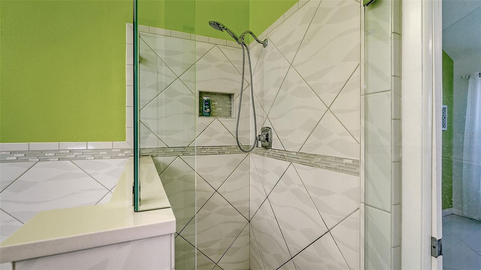 Image 26 of 55 For 7833 Ontario Street Circle