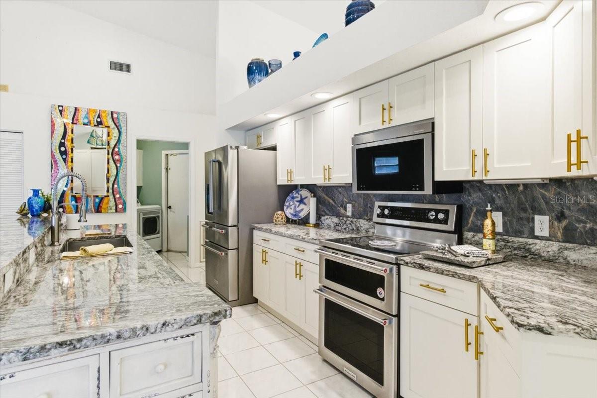 Image 21 of 94 For 7018 Pleasant Hill Road