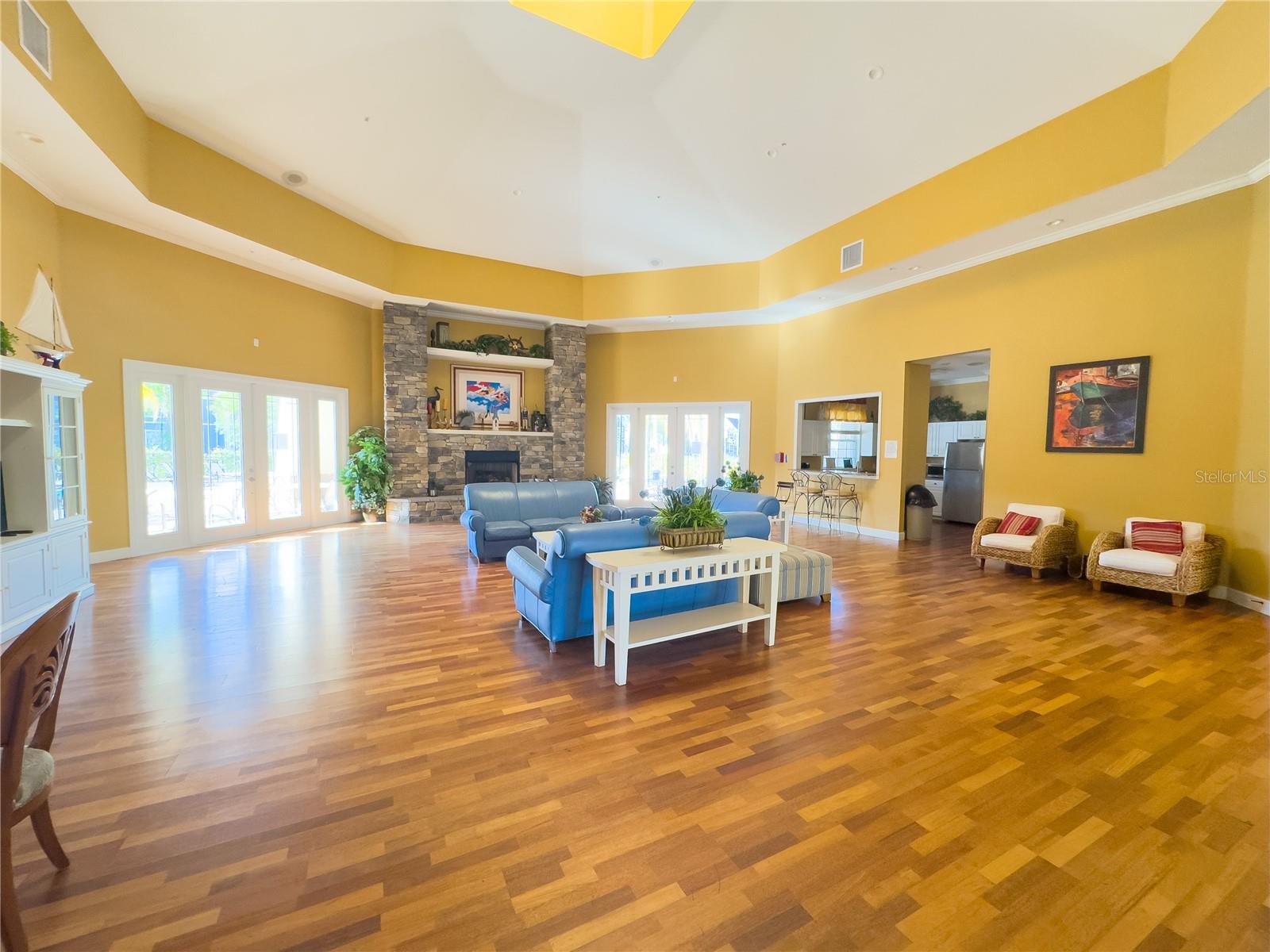 Image 46 of 51 For 5521 Rosehill Road 203