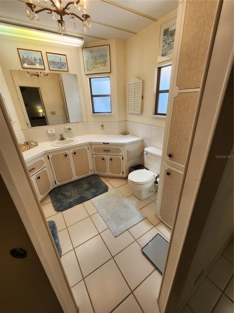 Image 15 of 32 For 808 53rd Avenue E 301