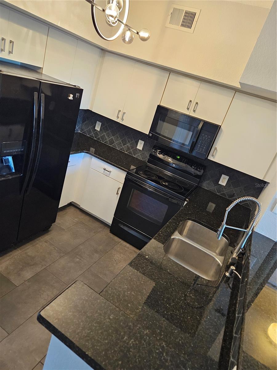 Image 13 of 37 For 4142 Central Sarasota Parkway 1414