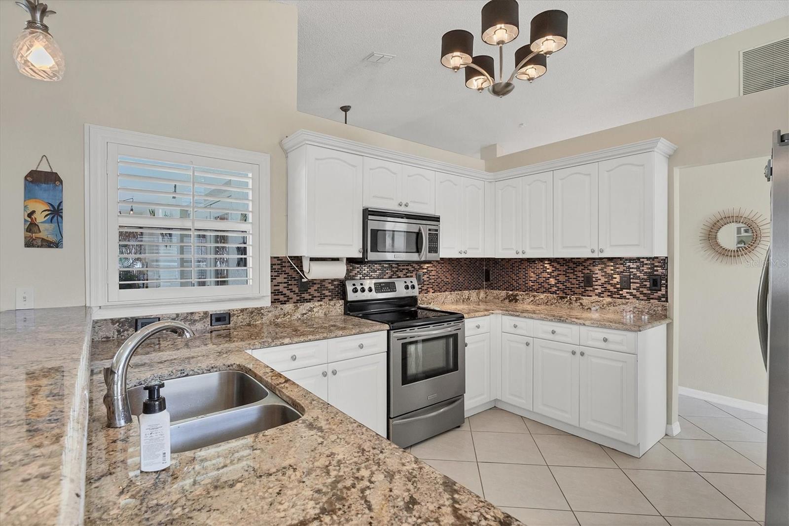 Image 10 of 31 For 4525 Windsor Court E