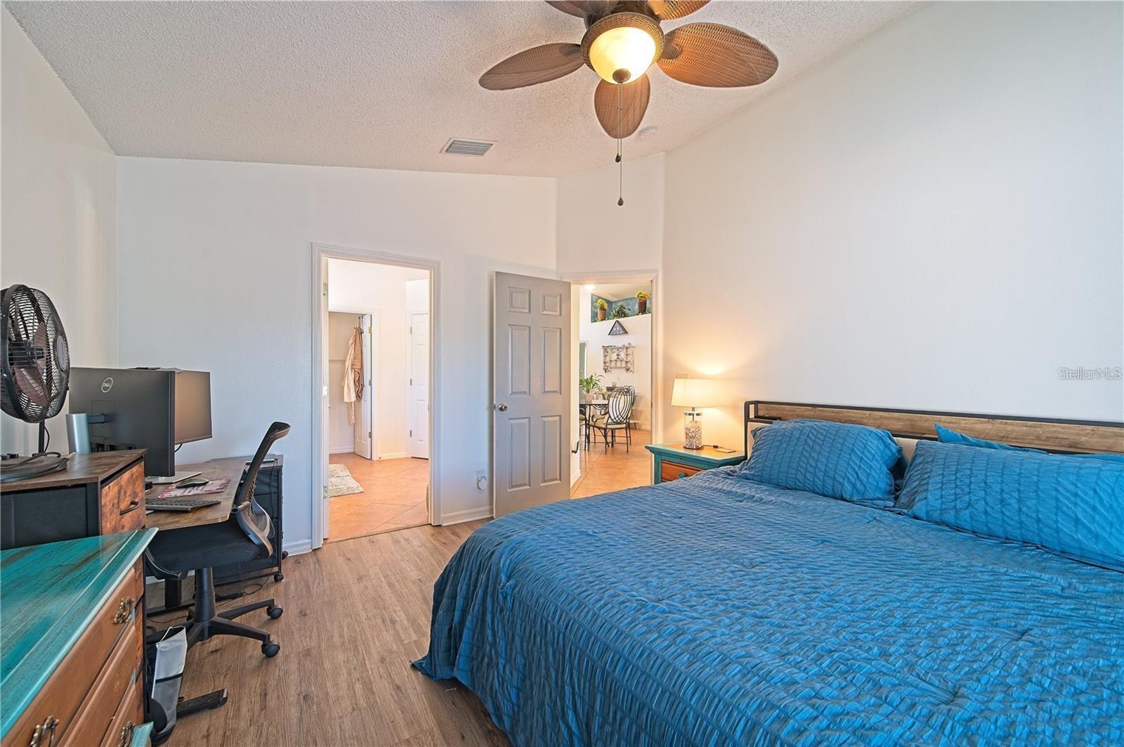 Image 16 of 33 For 4408 Sanibel Way