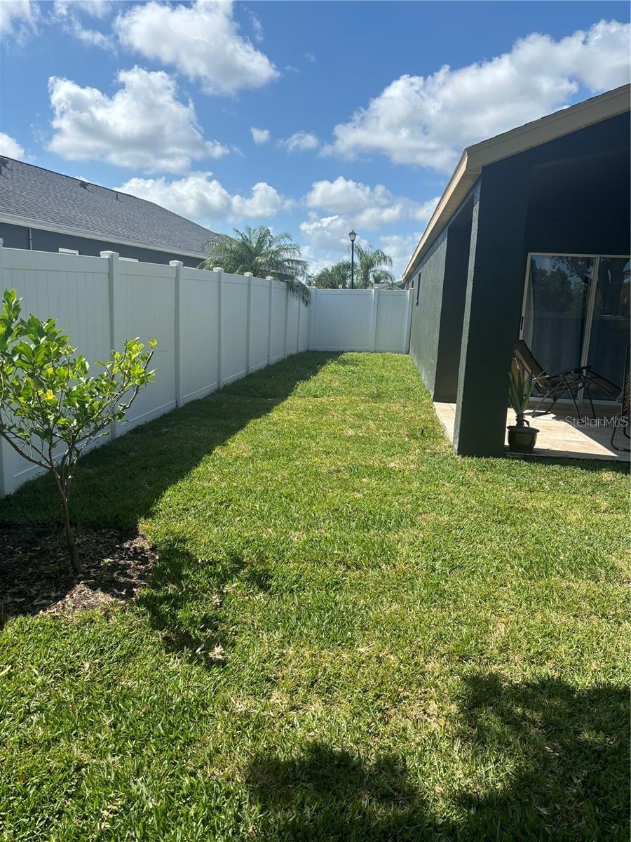 Image 23 of 33 For 4408 Sanibel Way