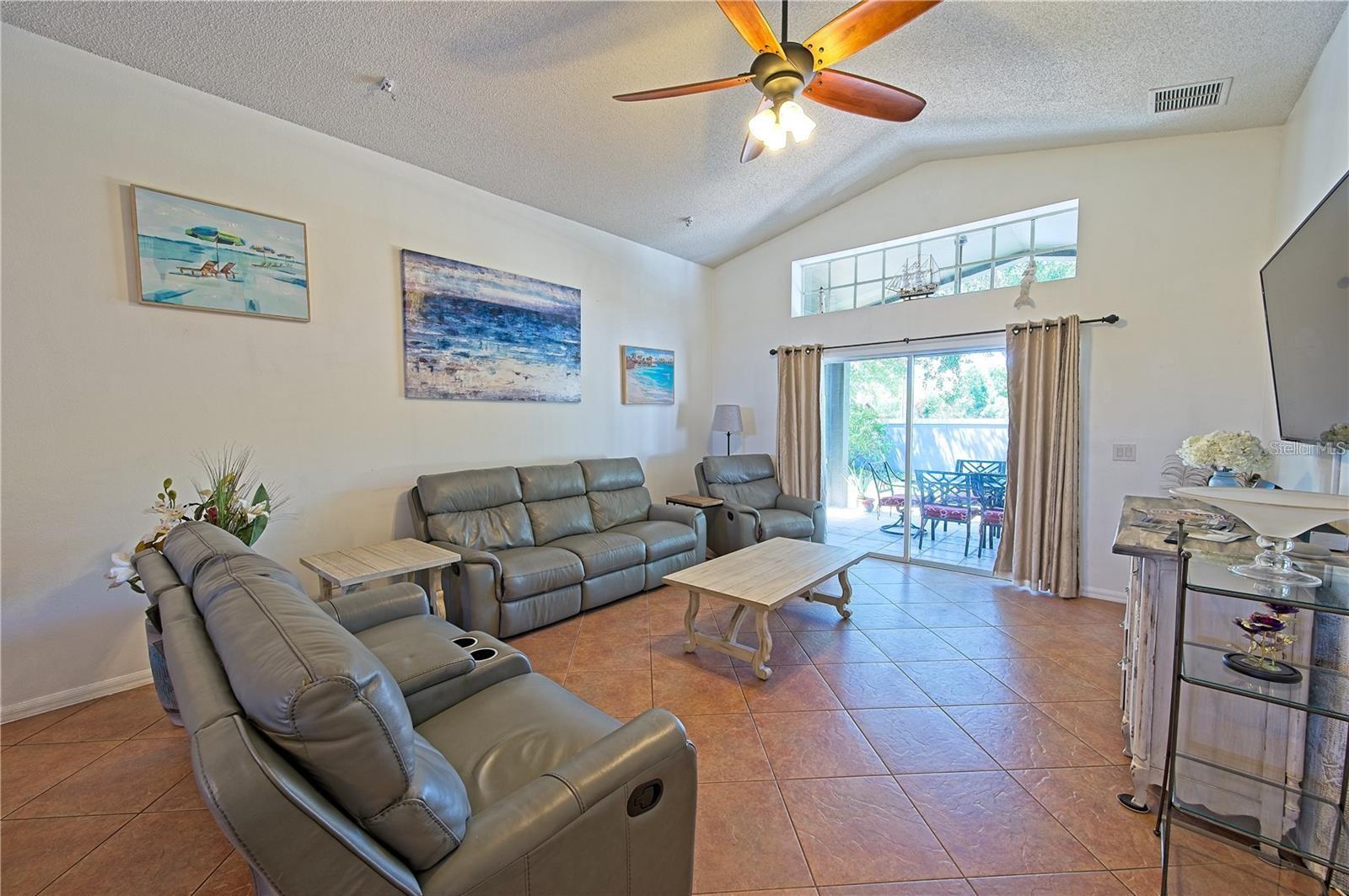 Image 4 of 33 For 4408 Sanibel Way