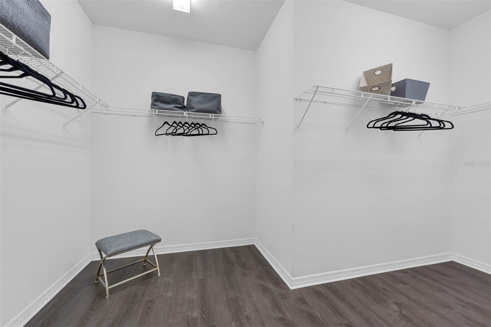 Image 35 of 45 For 2960 Boating Boulevard