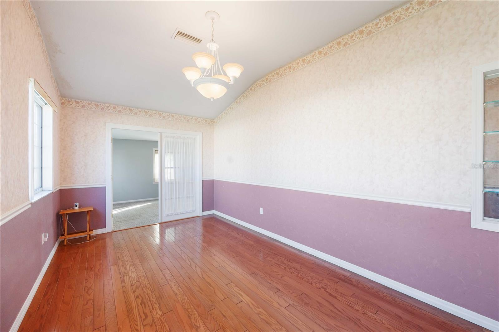 Image 15 of 58 For 4101 37th Street Court W