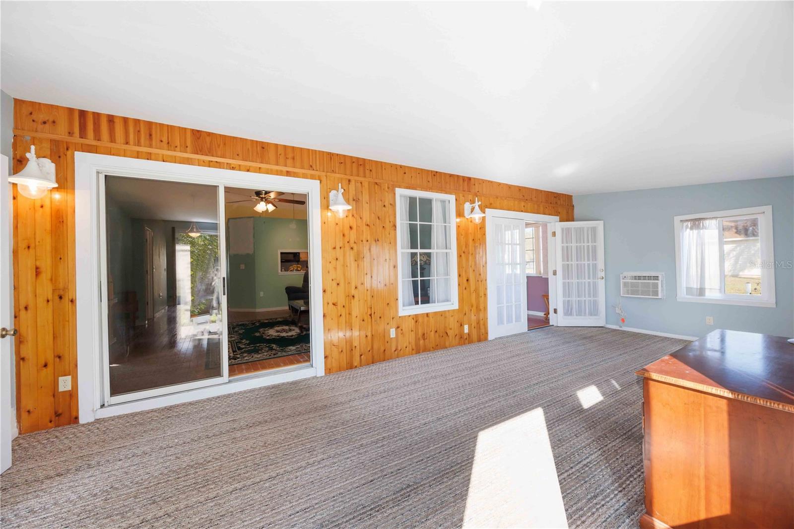 Image 21 of 58 For 4101 37th Street Court W