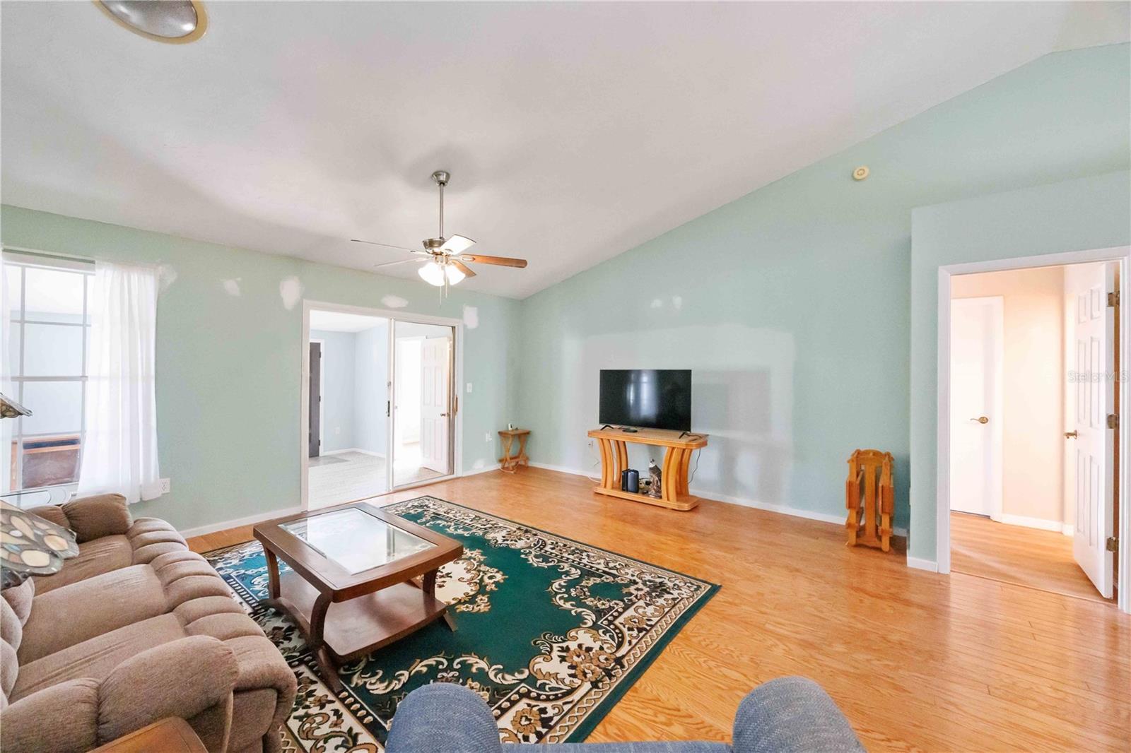 Image 5 of 58 For 4101 37th Street Court W