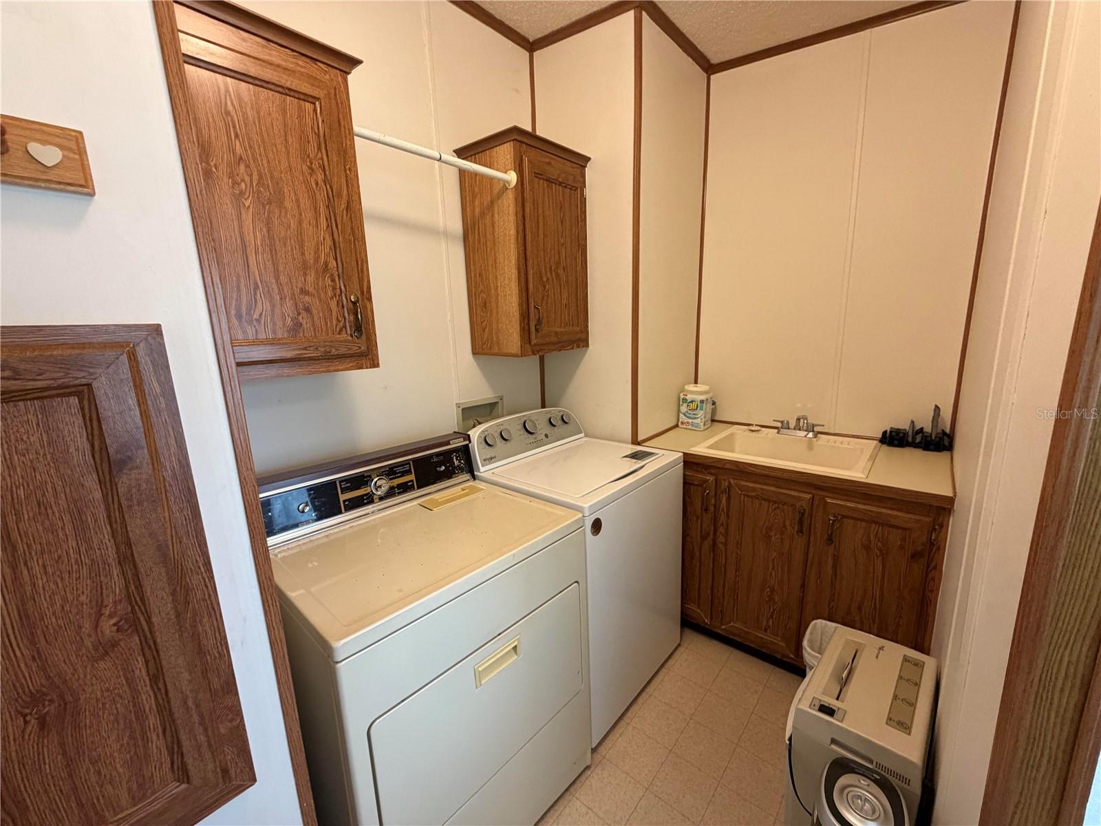 Image 20 of 26 For 17 Meadowlark Circle