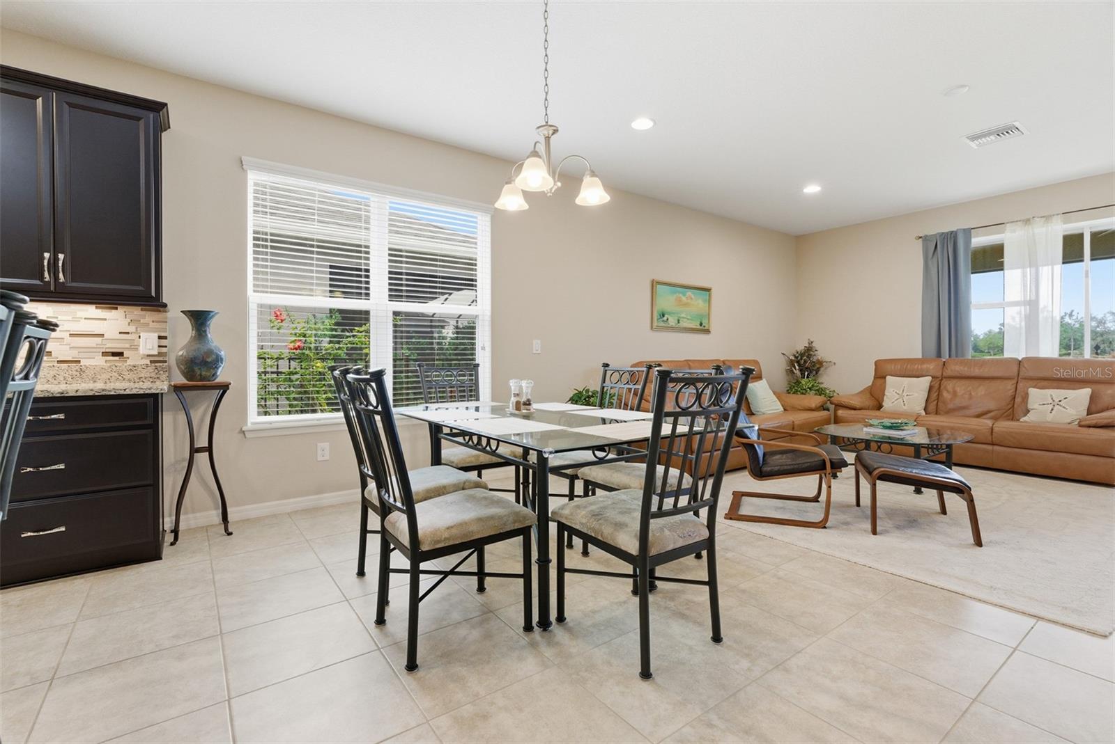 Image 18 of 77 For 5617 Maidenstone Way