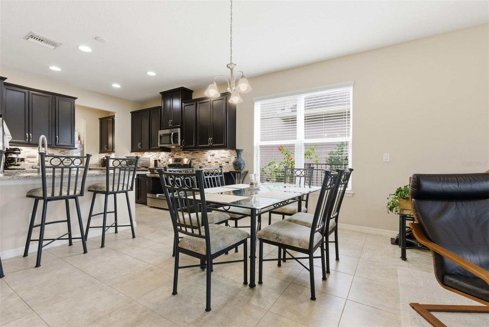 Image 19 of 77 For 5617 Maidenstone Way