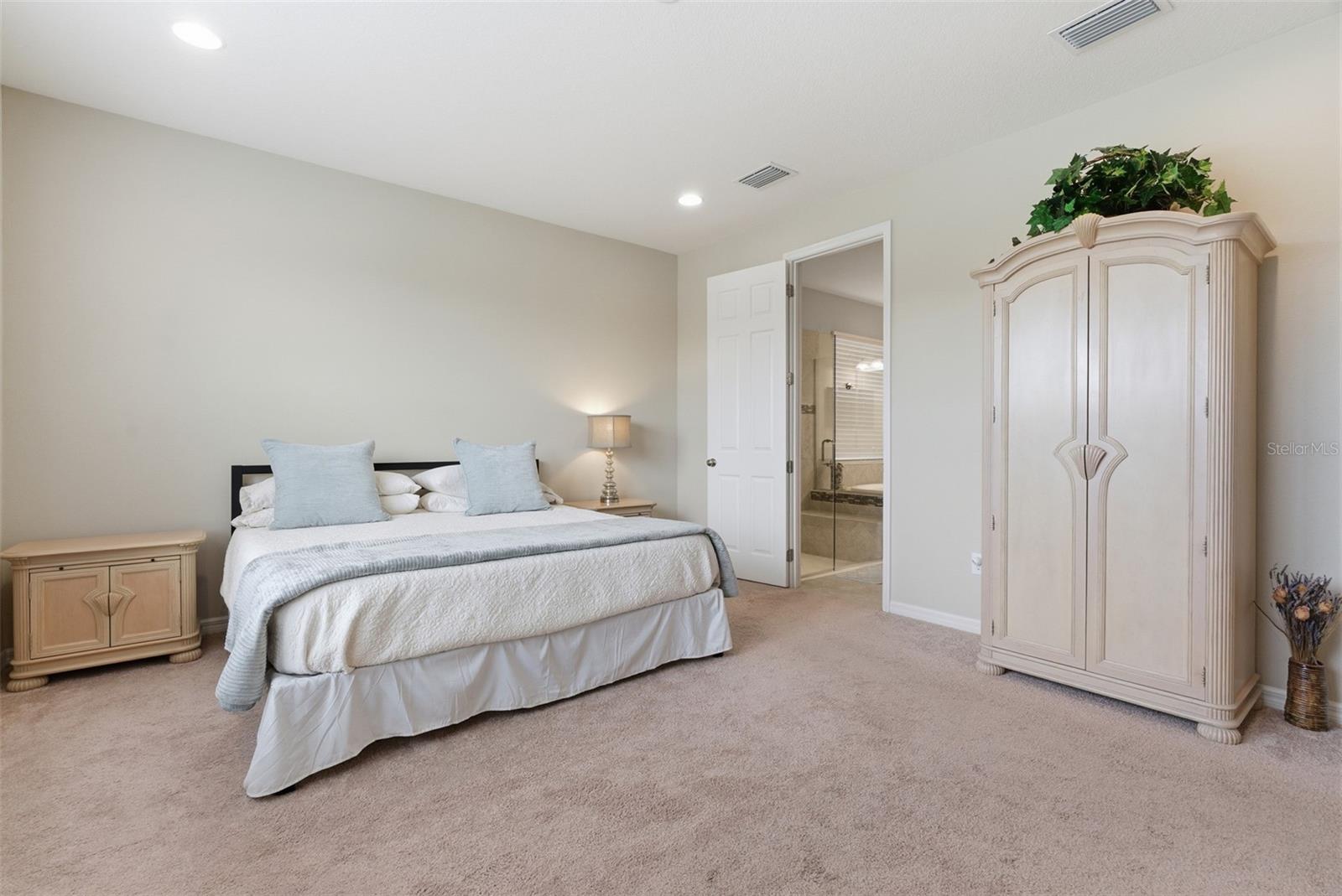 Image 23 of 77 For 5617 Maidenstone Way