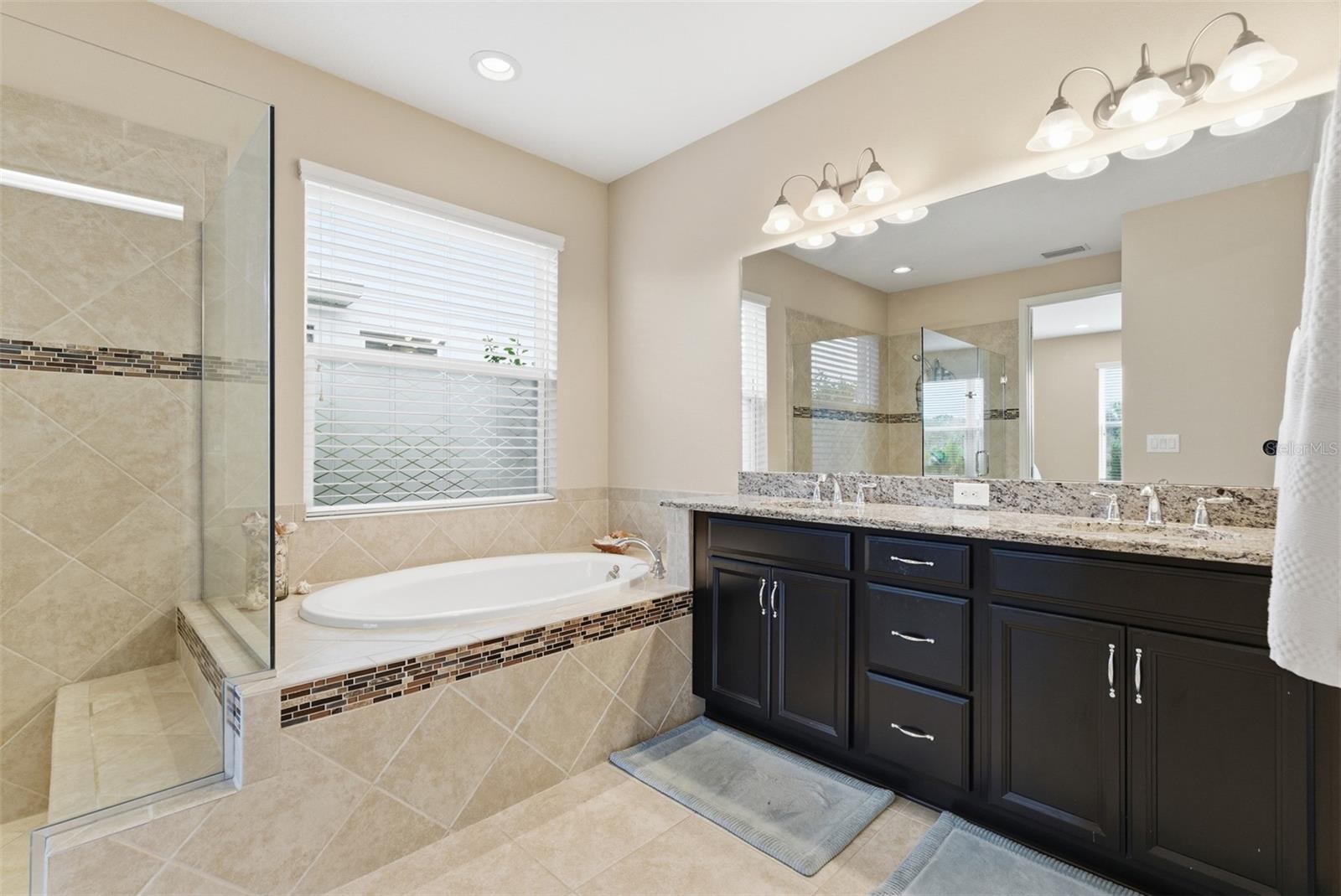 Image 26 of 77 For 5617 Maidenstone Way