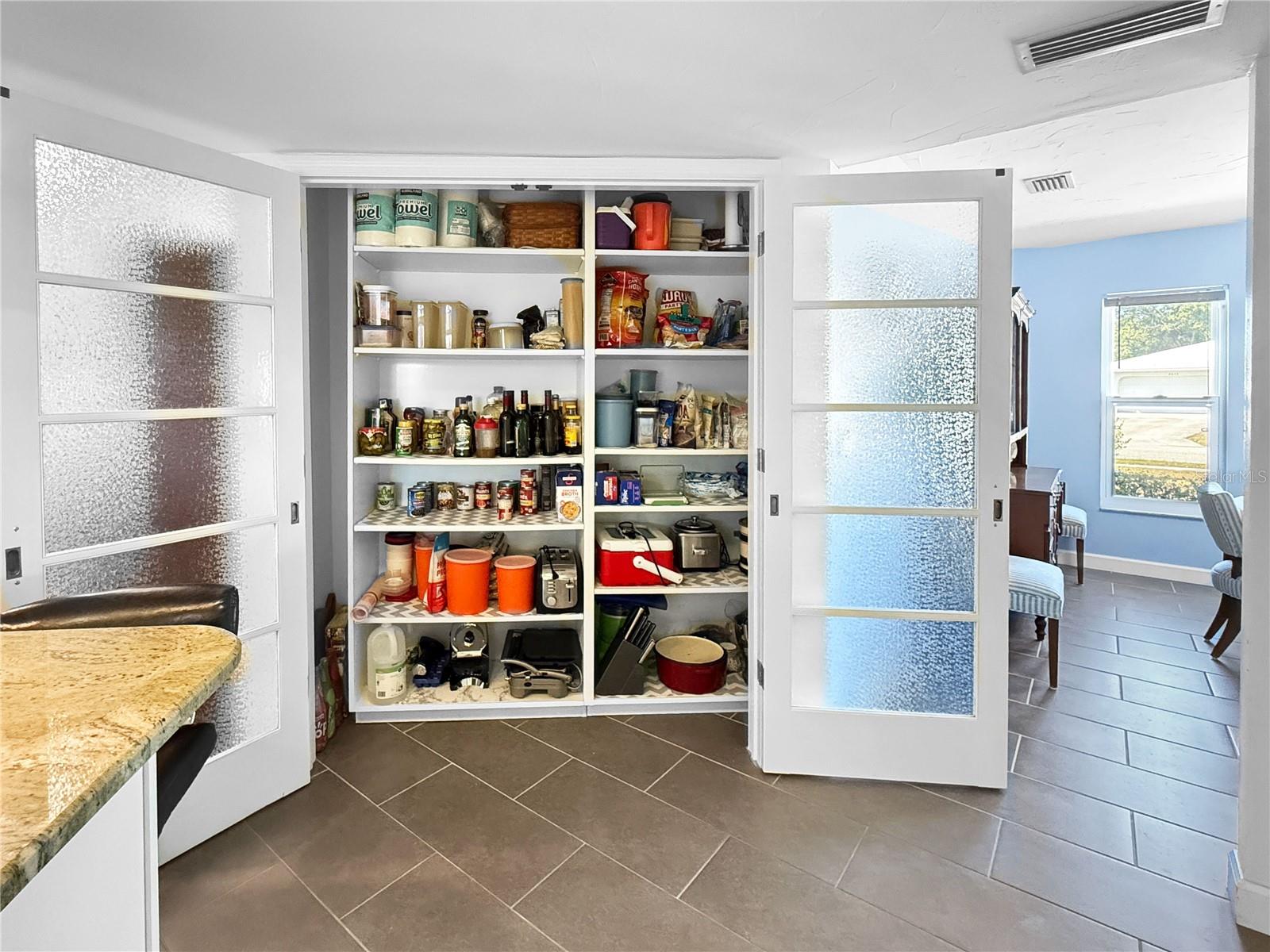 Image 15 of 42 For 2042 Country Meadows Place