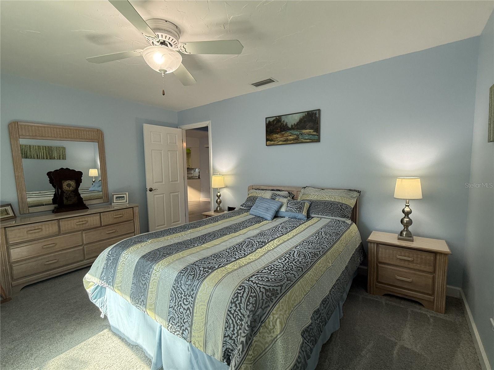 Image 22 of 42 For 2042 Country Meadows Place