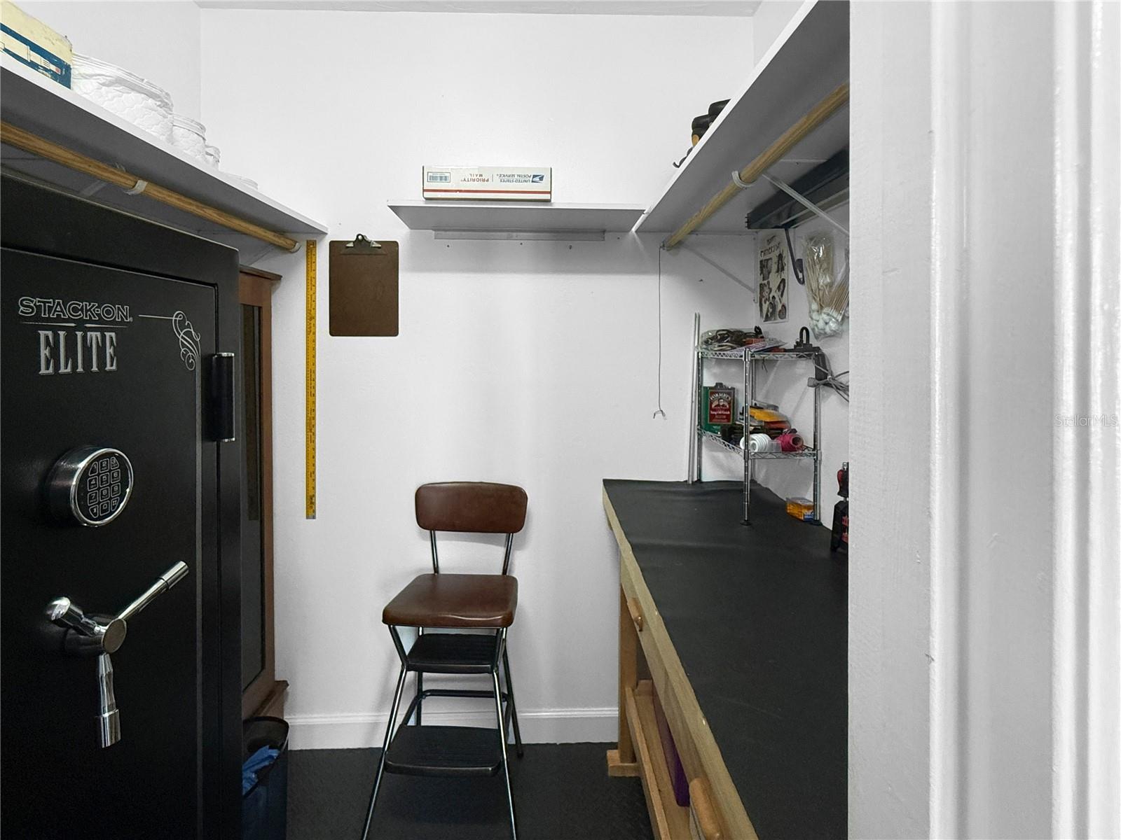 Image 25 of 42 For 2042 Country Meadows Place