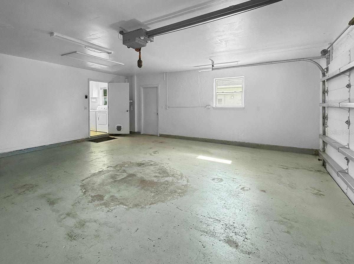 Image 30 of 42 For 2042 Country Meadows Place