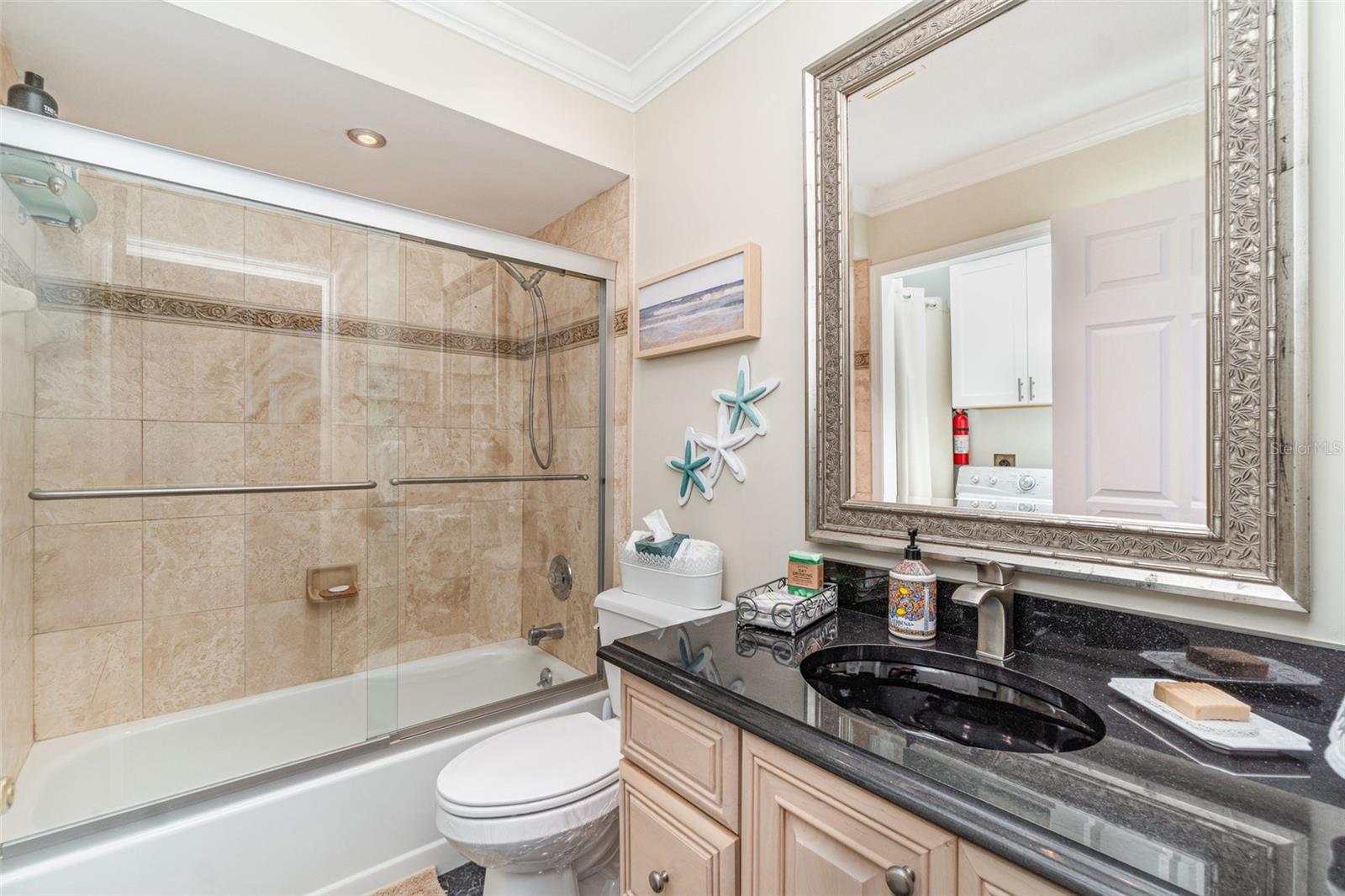 Image 23 of 34 For 912 48th Terrace 208