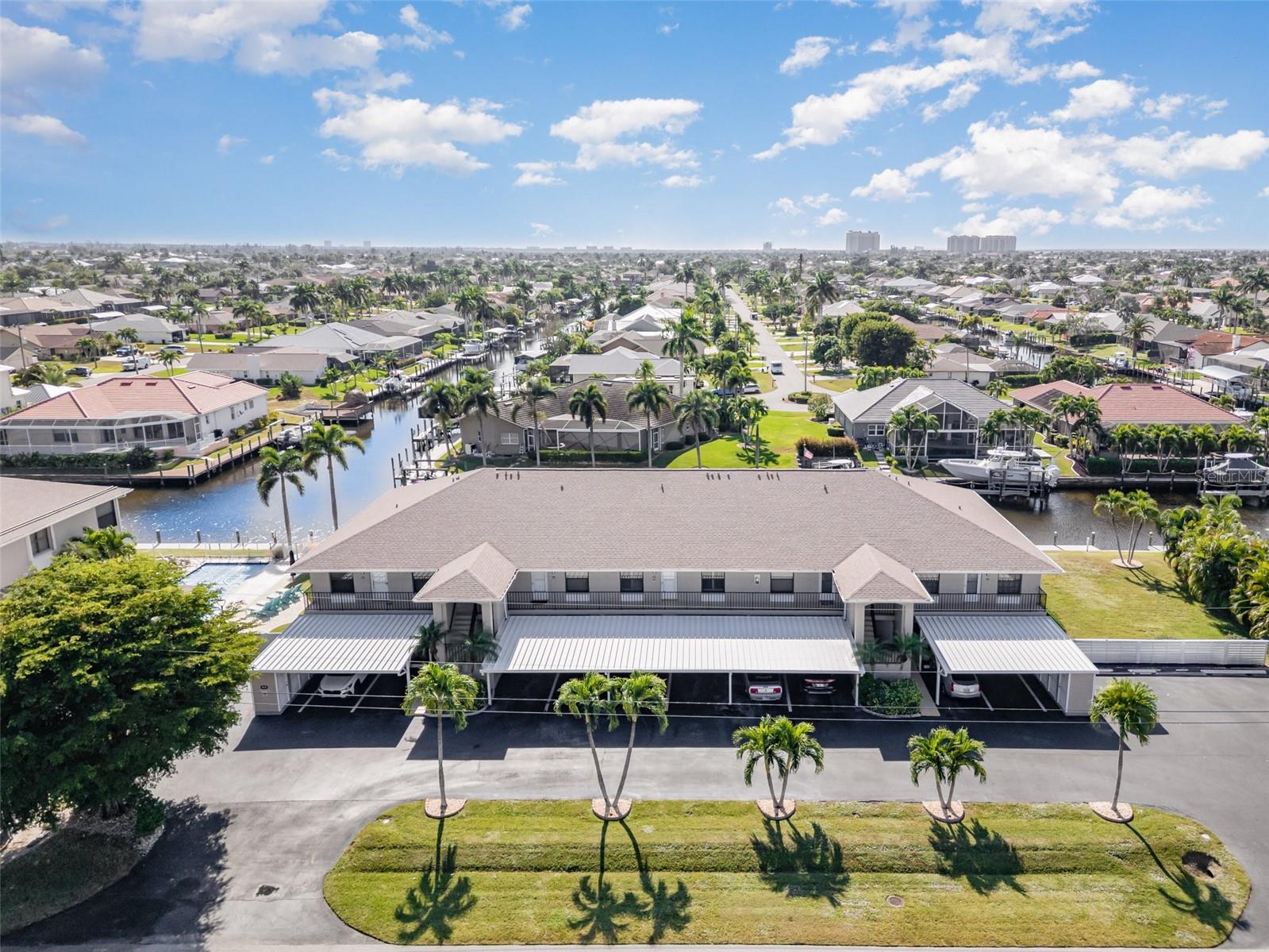 Image 27 of 34 For 912 48th Terrace 208