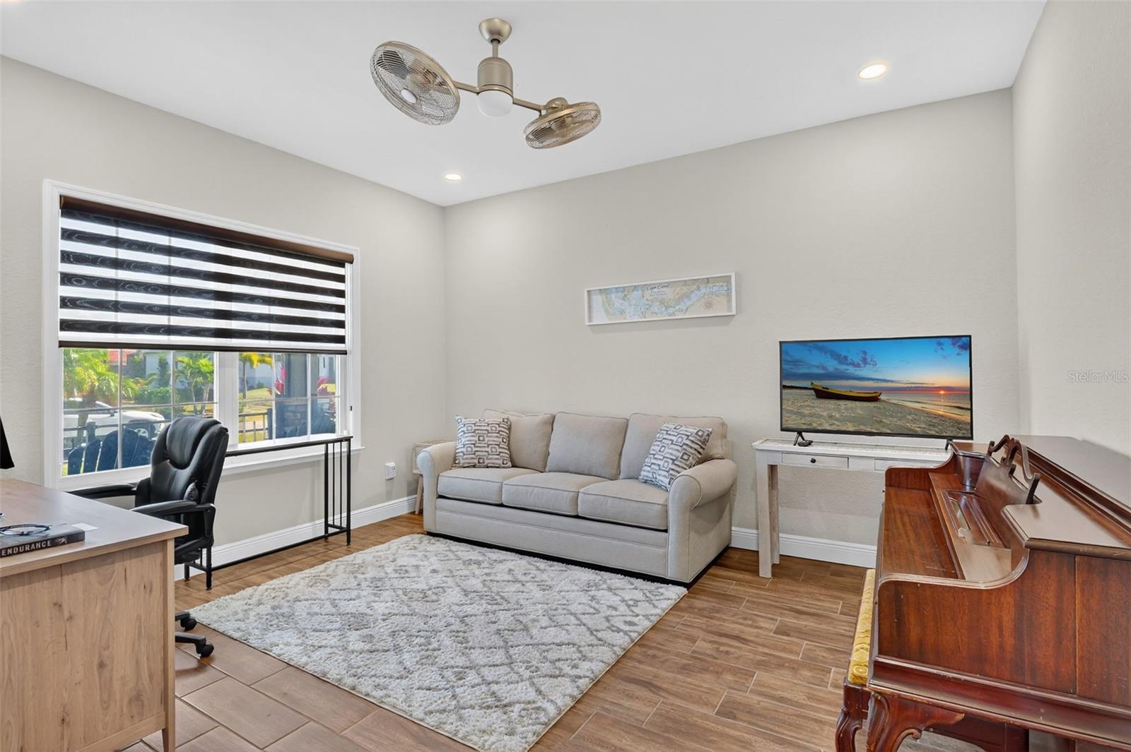 Listing photo id 16 for 1522 38th Avenue