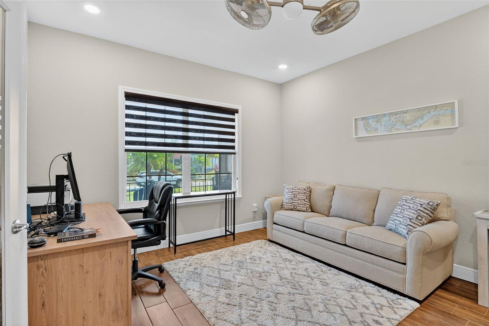 Listing photo id 17 for 1522 38th Avenue