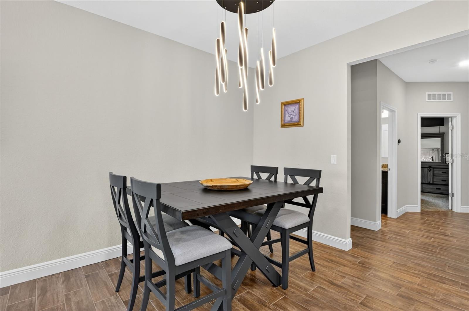 Listing photo id 19 for 1522 38th Avenue