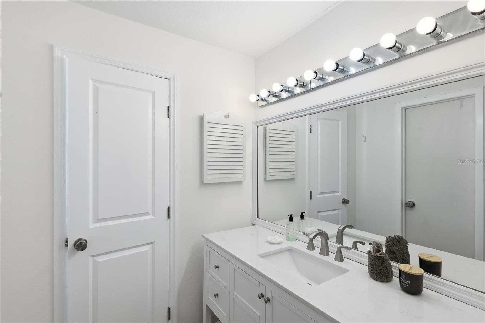 Image 18 of 53 For 2812 Avenue B