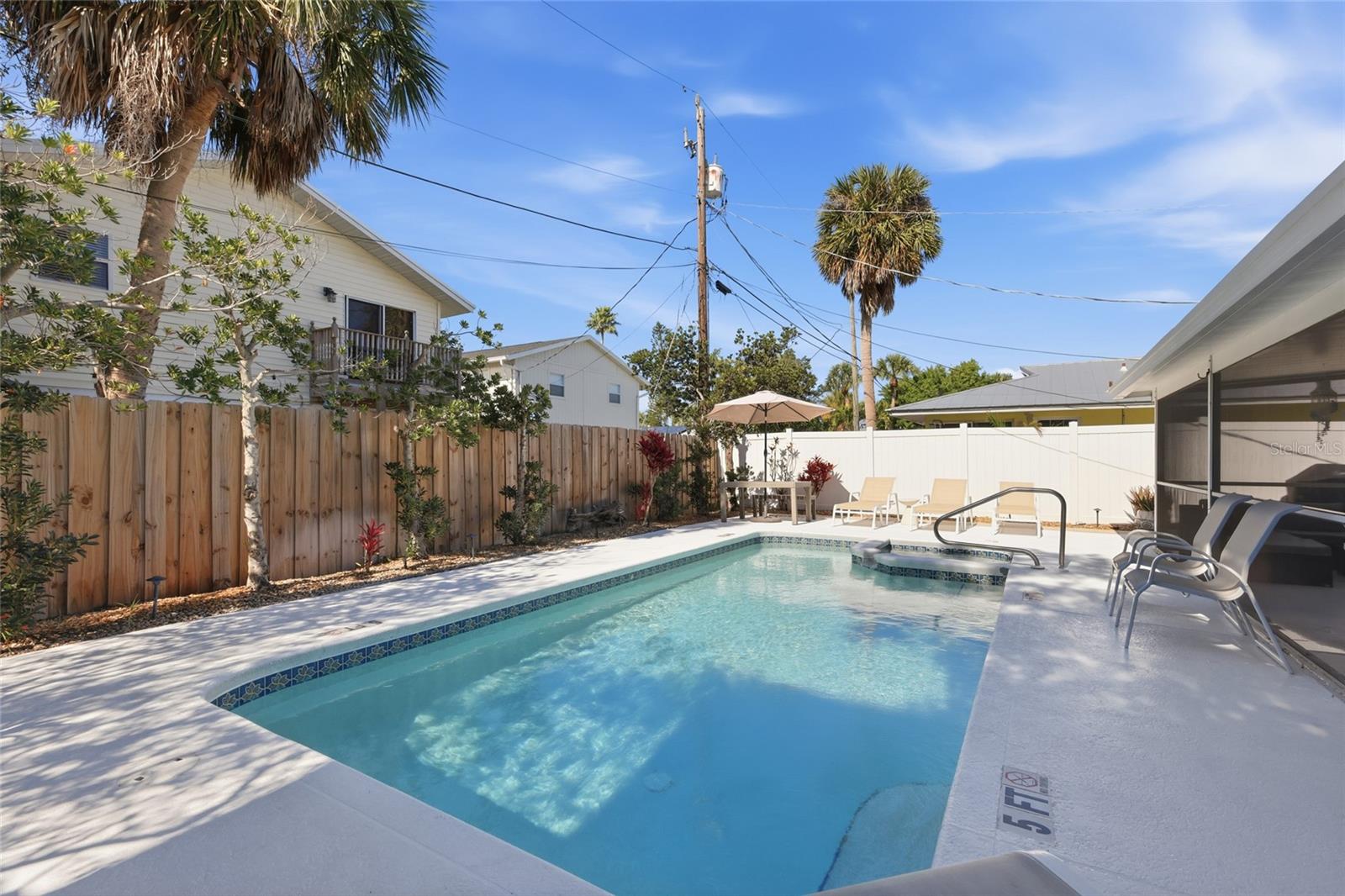 Image 26 of 53 For 2812 Avenue B