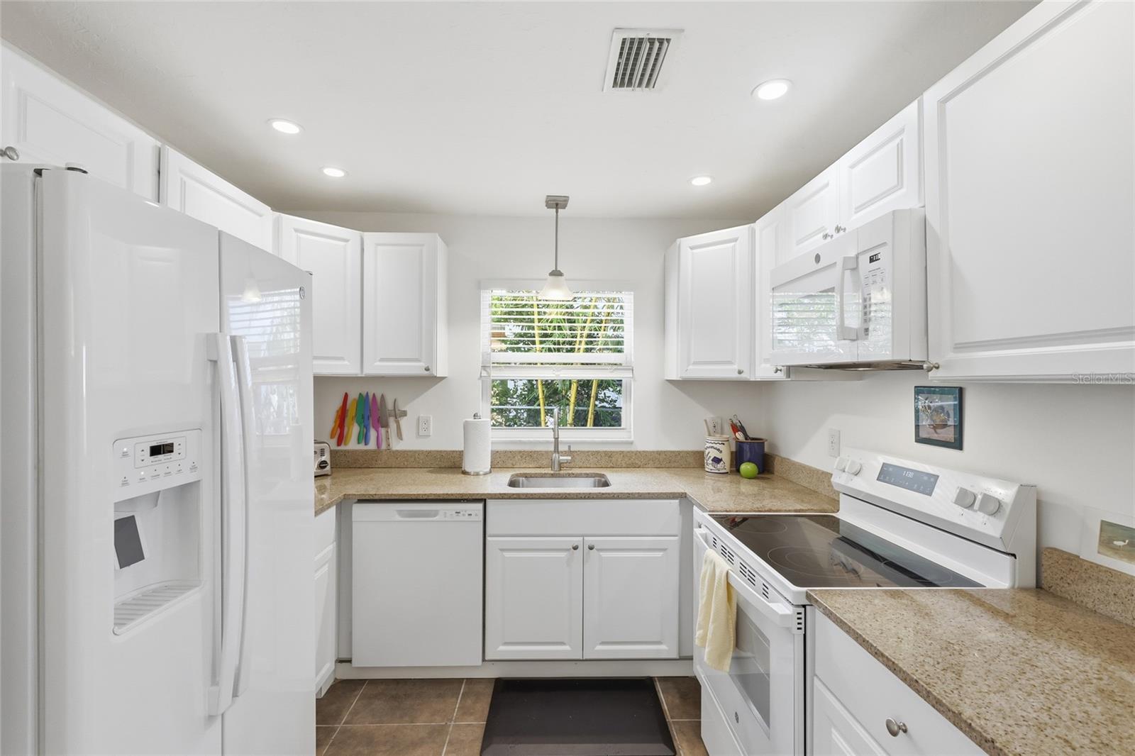 Image 8 of 53 For 2812 Avenue B