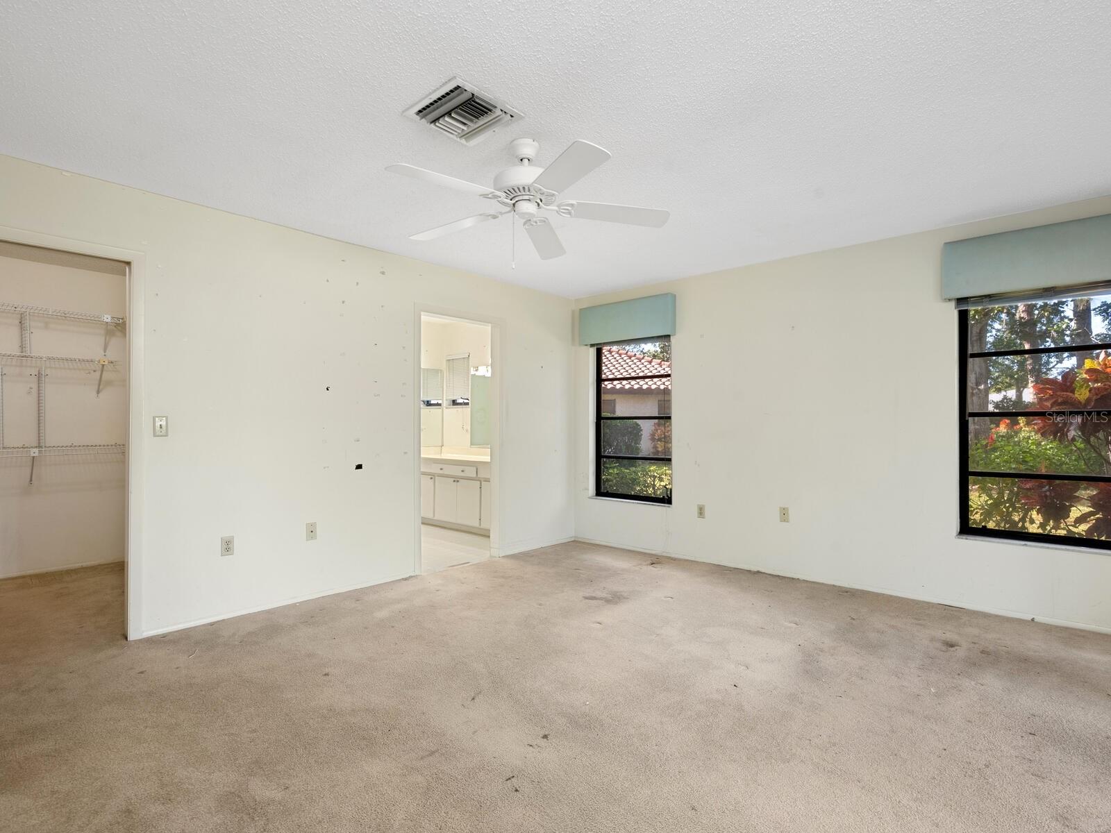 Image 20 of 53 For 5450 Golf Pointe Drive