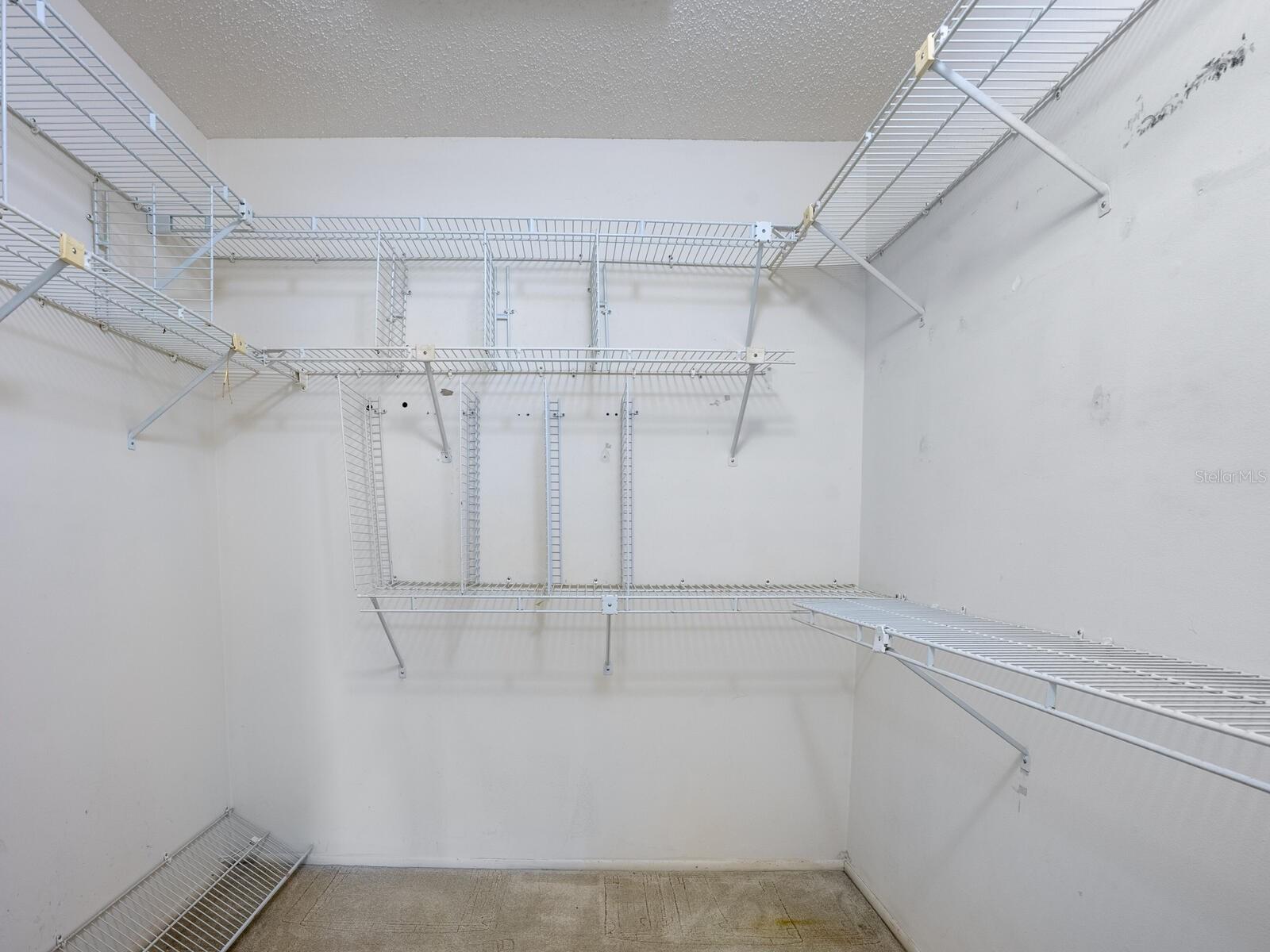 Image 24 of 53 For 5450 Golf Pointe Drive