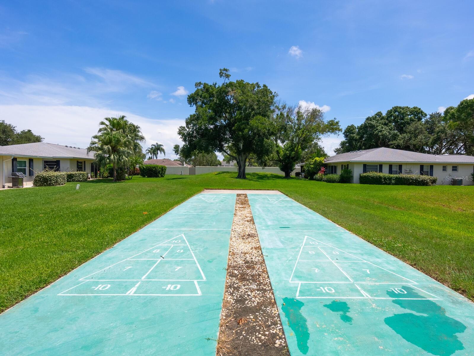 Image 50 of 53 For 5450 Golf Pointe Drive