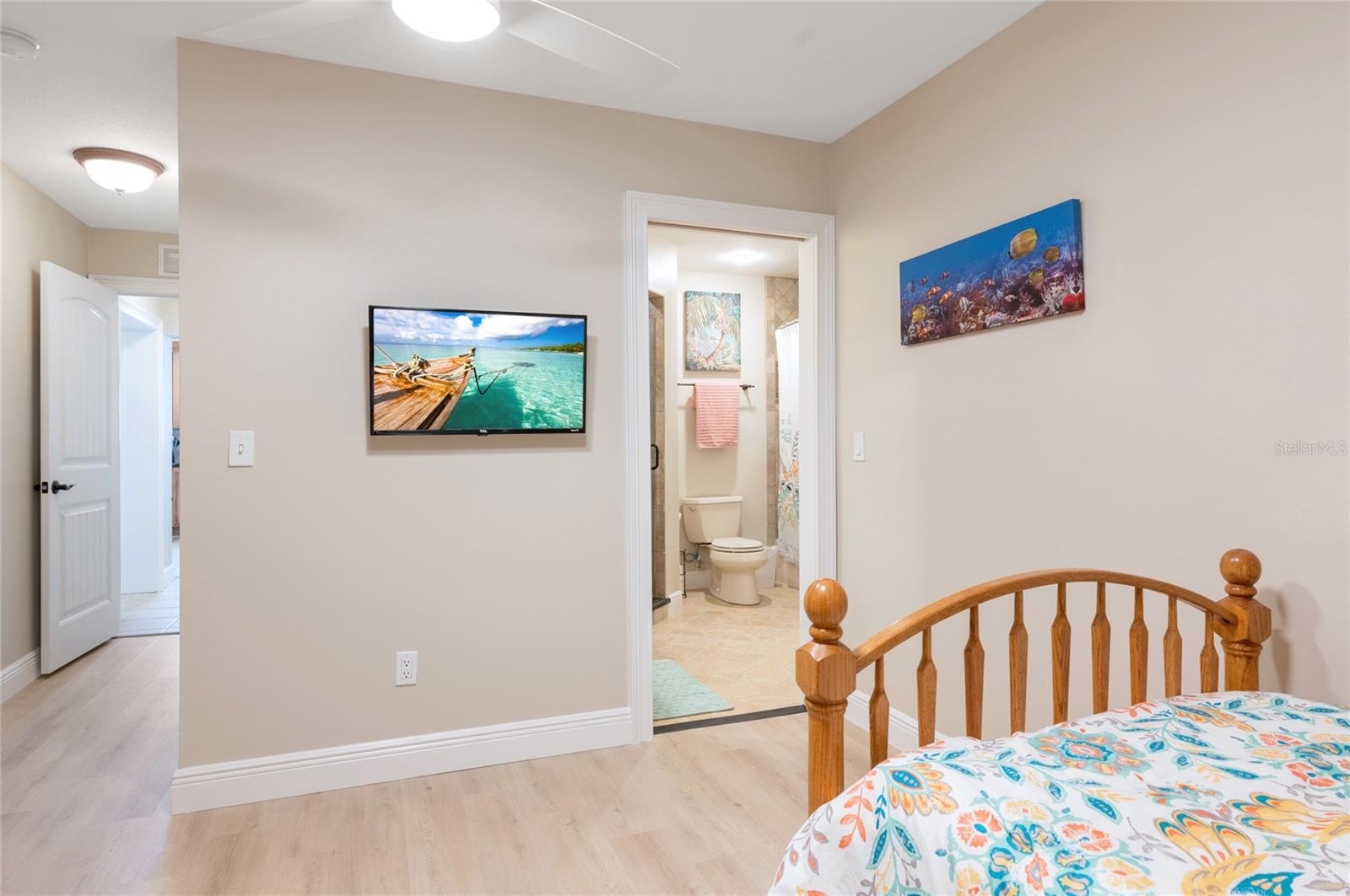 Image 23 of 44 For 213 75th Street