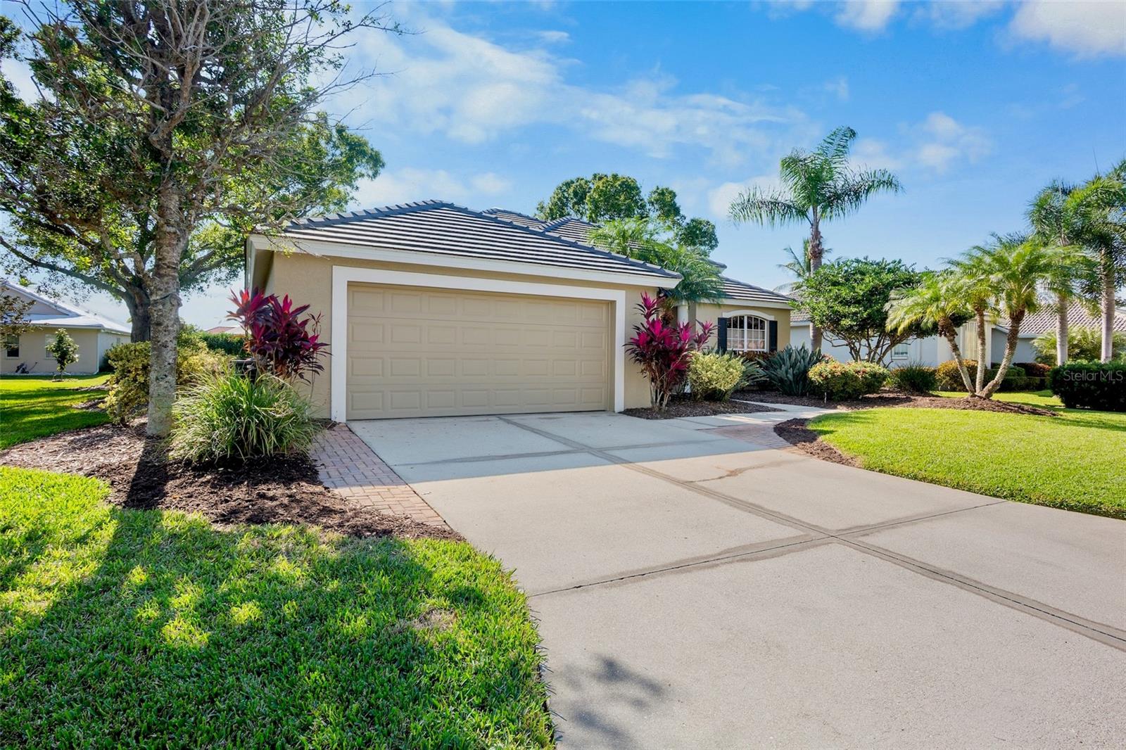 Image 3 of 42 For 7993 Meadow Rush Loop