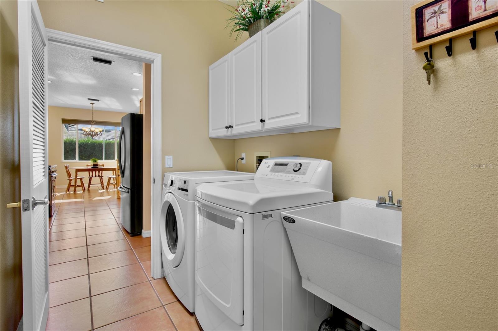 Image 34 of 42 For 7993 Meadow Rush Loop