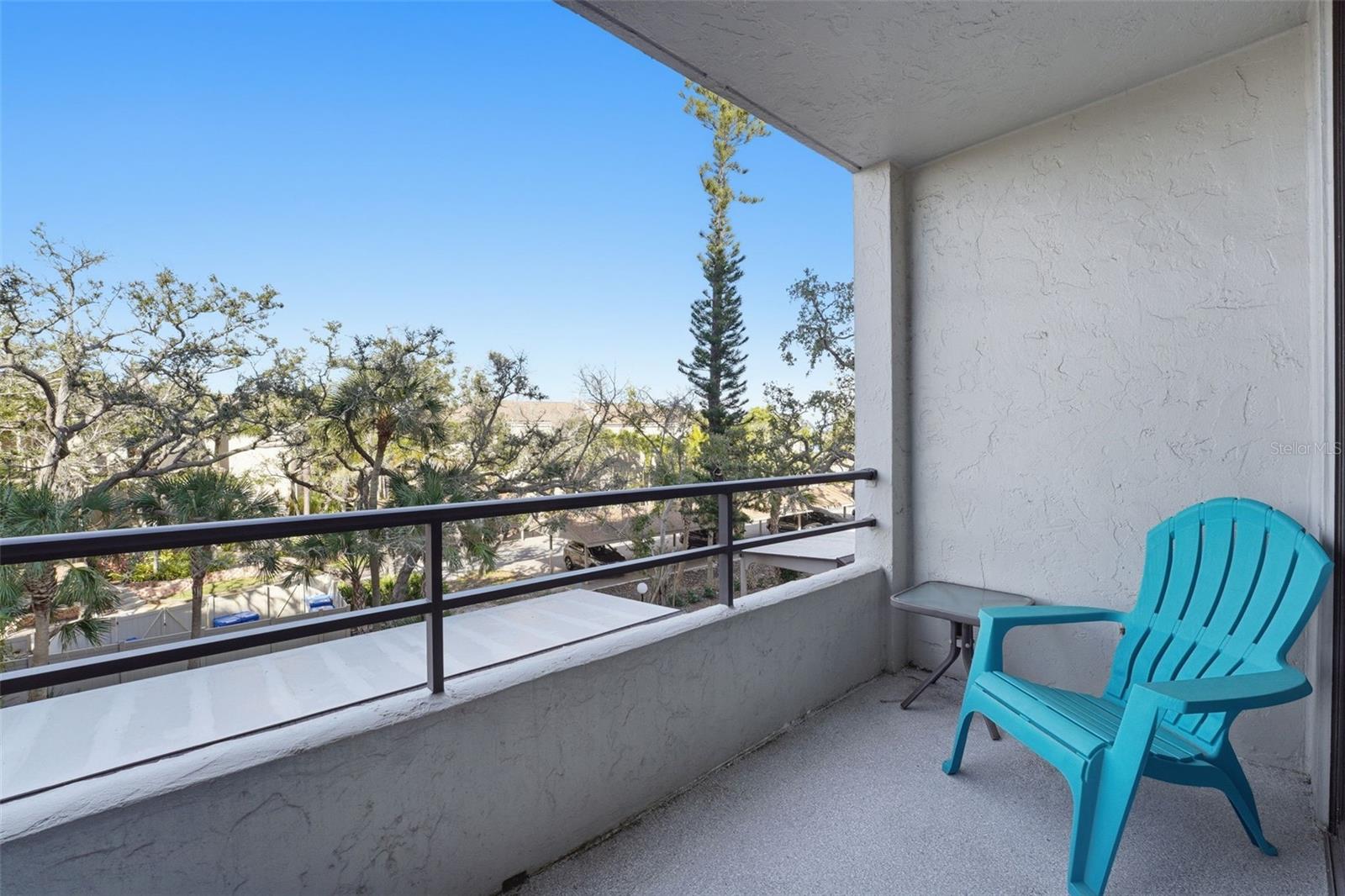 Image 26 of 62 For 6415 Midnight Pass Road 310