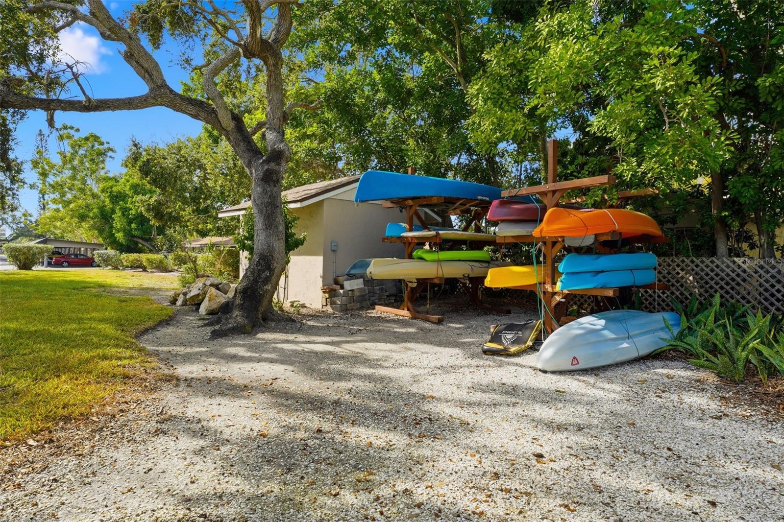 Image 58 of 62 For 6415 Midnight Pass Road 310