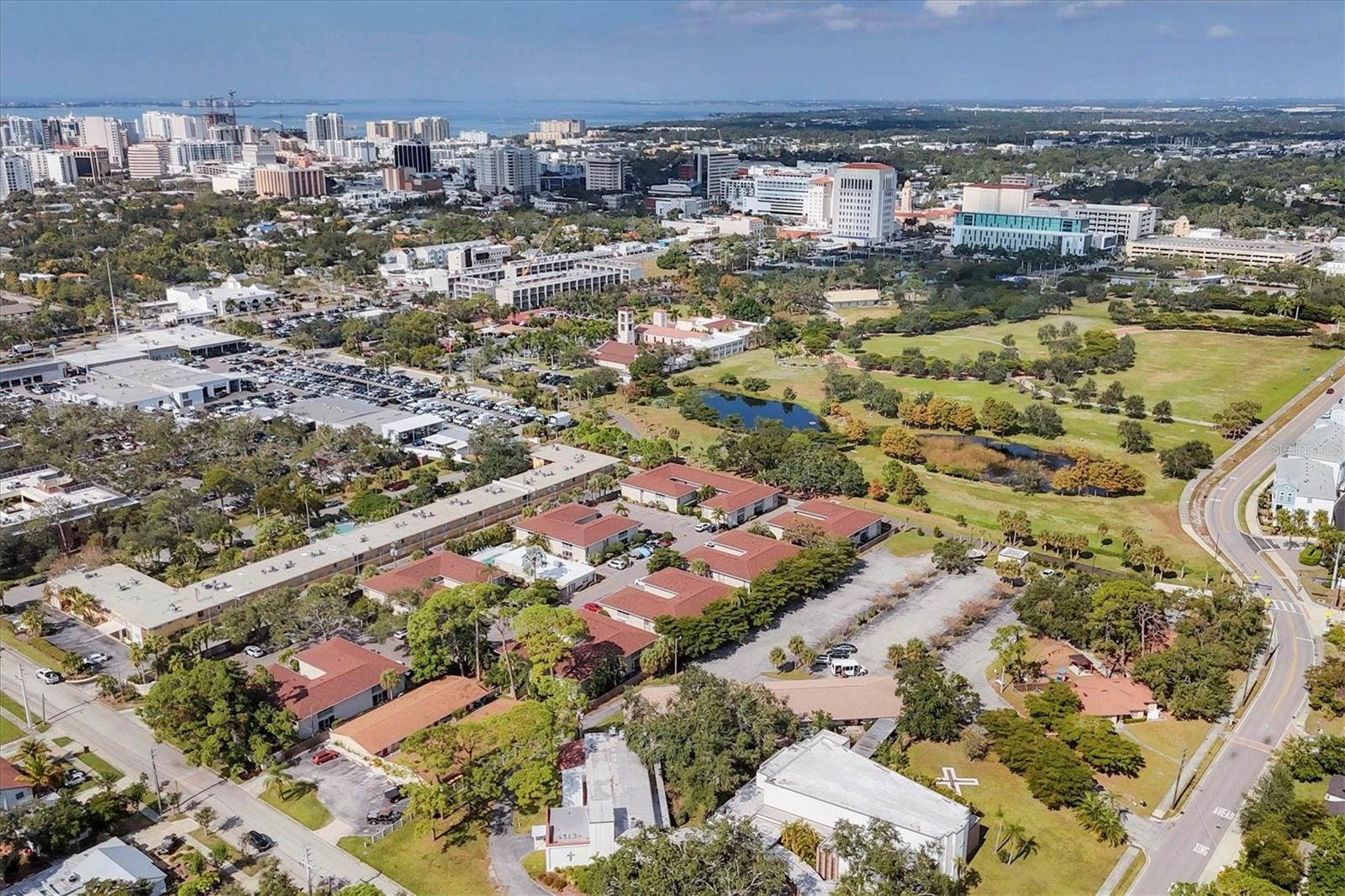 Image 31 of 50 For 2121 Wood Street C110